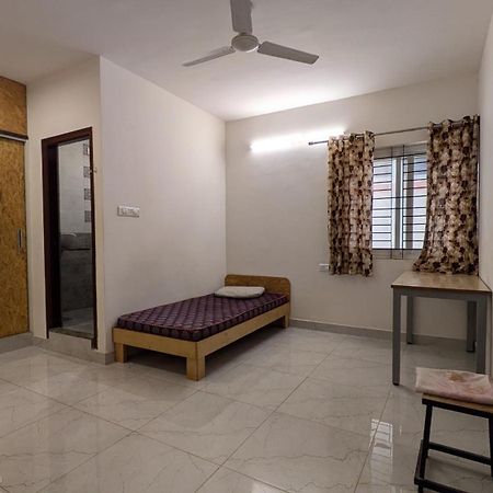 Ashraya Hostel Bangalore Exterior foto